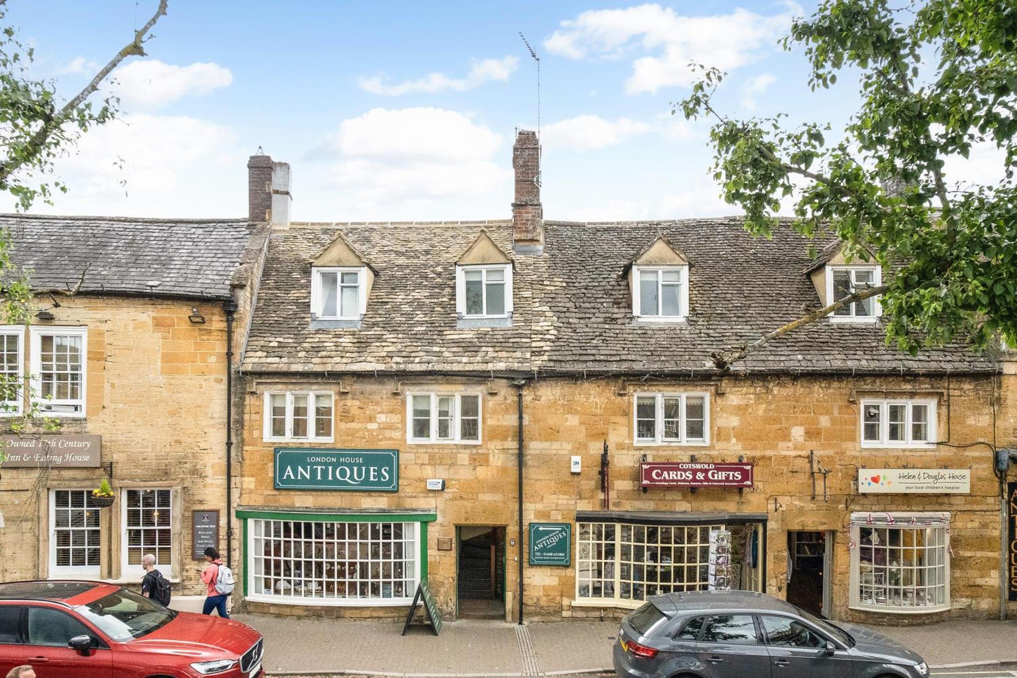 Апартаменты Redesdale View, High Street With Private Garden Moreton-in-Marsh Экстерьер фото